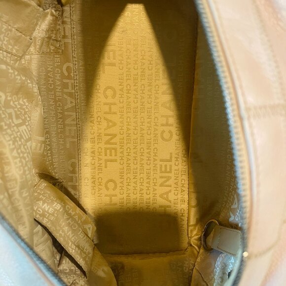 Chanel Square Quilt LAX Boston Bag – Blush Pink - Picture 6 of 15